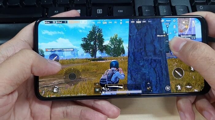 Chơi game PUGB Mobile trên vivo S1