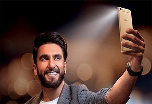 Cách chụp selfie đẹp và đơn giản cho các bạn nam