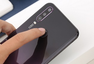 Điện thoại pin trâu