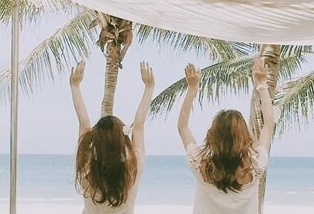 Bí kíp tạo dáng chụp ảnh tự nhiên “nghìn like” trên Facebook