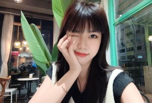 Cách selfie đẹp cho nữ trên vivo V23e cho mùa Xuân thêm rộn ràng