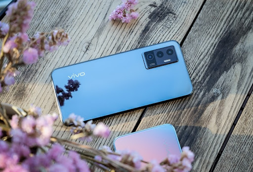 vivo V23e sở hữu cụm camera đỉnh cao 