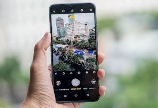 Đi tìm mẫu điện thoại giá rẻ chụp hình đẹp dưới 4 triệu