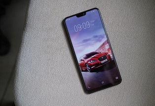 Tín đồ nghiện chụp hình có nên sắm điện thoại selfie đẹp giá rẻ vivo Y12s?