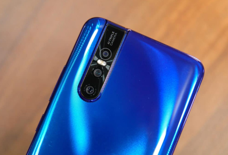 Đánh giá camera vivo V15 sau