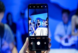 Thỏa sức chụp ảnh nghệ thuật ban đêm với smartphone vivo V21 5G