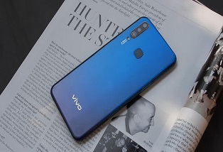 Đánh giá vivo Y17: Pin trâu, 3 camera sau, phù hợp giá tiền