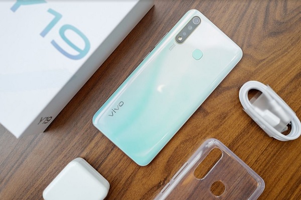 đánh giá viên pin của vivo Y19